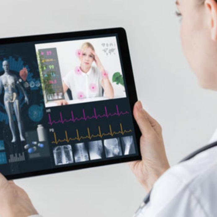 IoT in Healthcare (Connected Medical Devices)